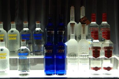 bar-257852_640