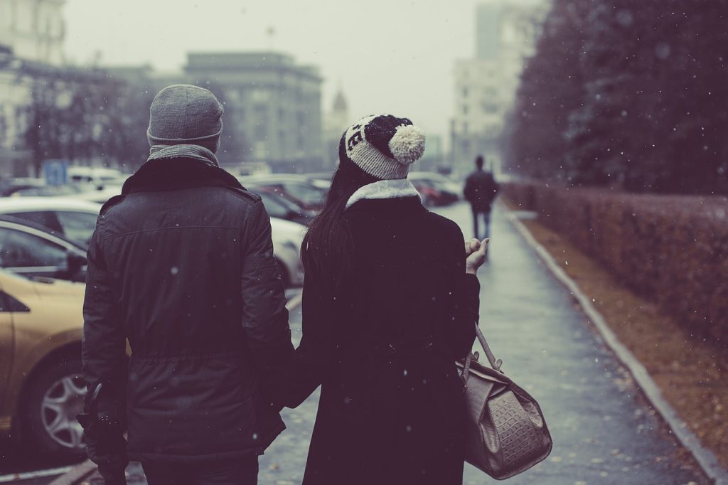 couple-2619226_1280