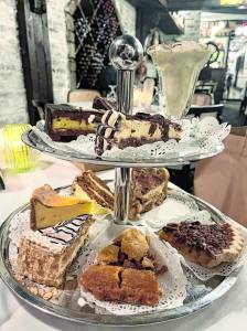 davenport i1 768x1024 1