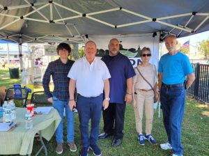 hicksvillestreet fair.druckerb 1024x768 1