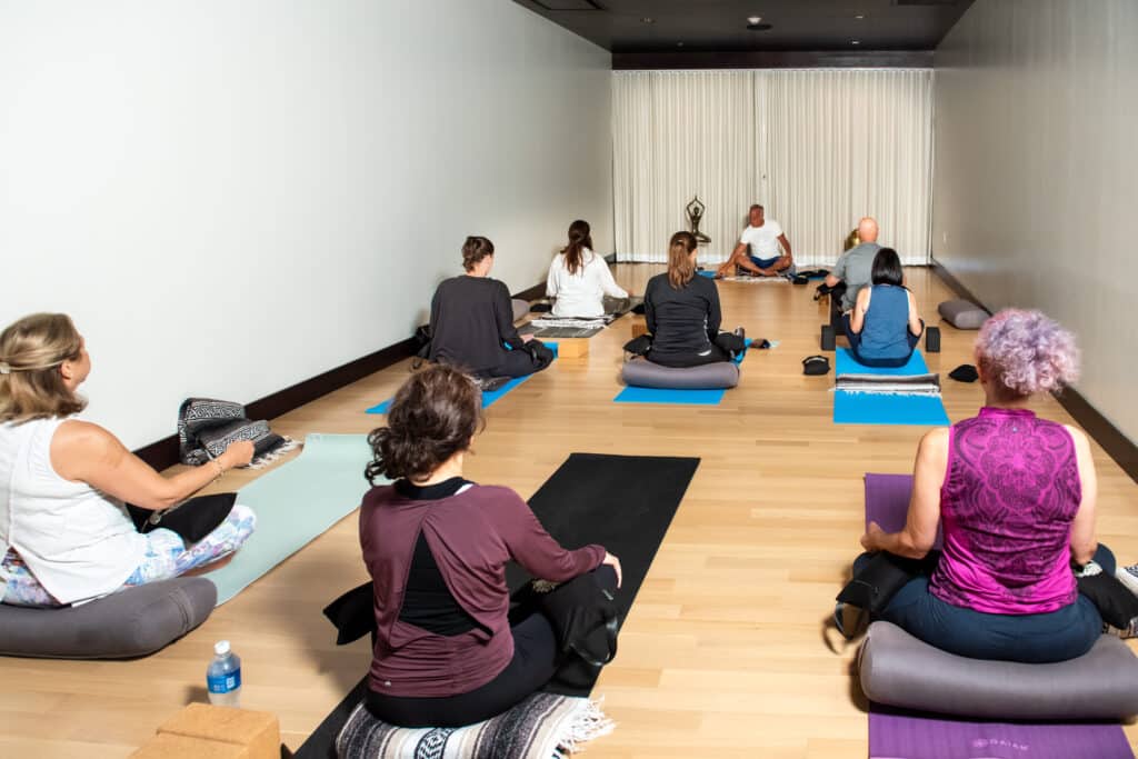 knowyoga b 1024x683 1