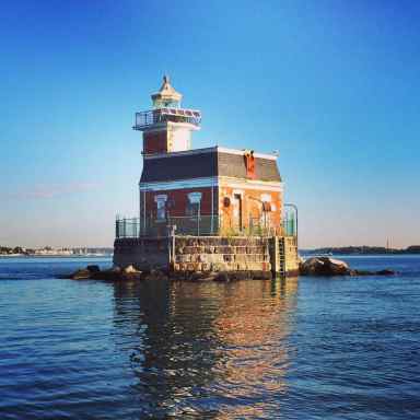stepping stones lighthouse