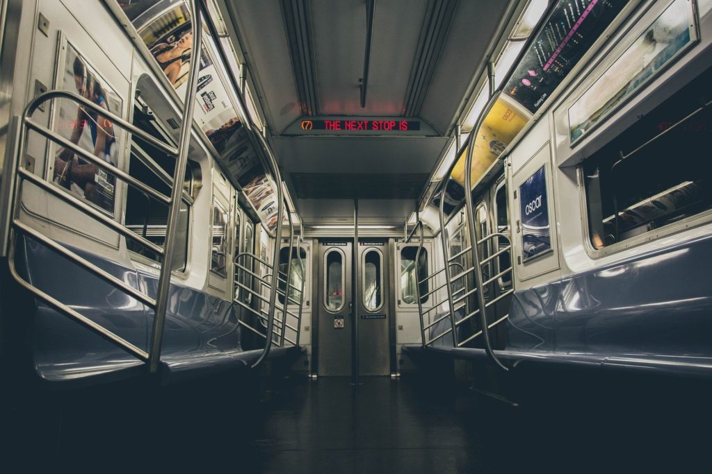subway-2893851_1920