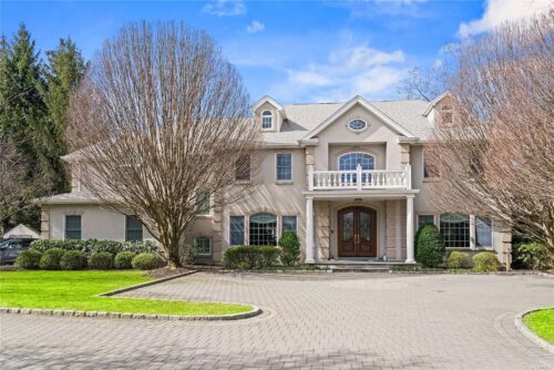 4filaskycourt 500x334 1