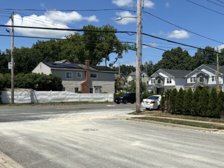 elmontman a 445x334 1