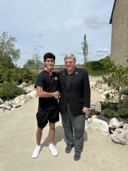 lvnormandy b 251x334 1