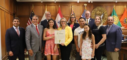 nob hicksville womens wrestling champ 500x236 1