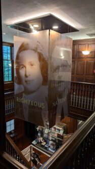 pxl 20240804 155650268.mp 188x334 1