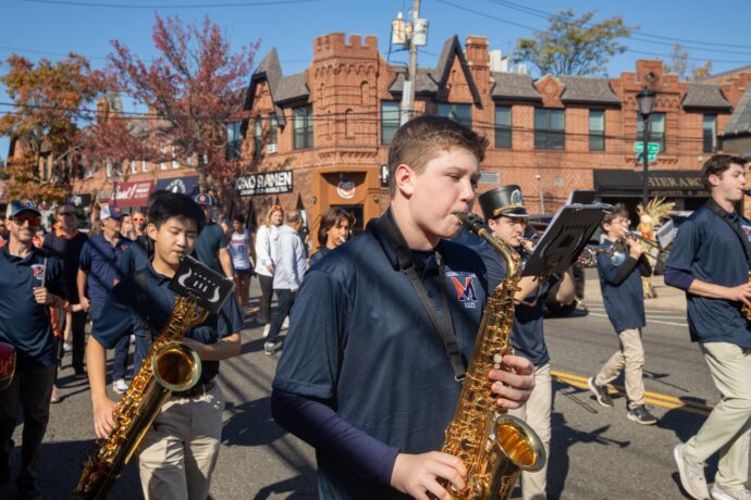 3 Manhasset Homecoming high school band perform in the parade 690x460 1