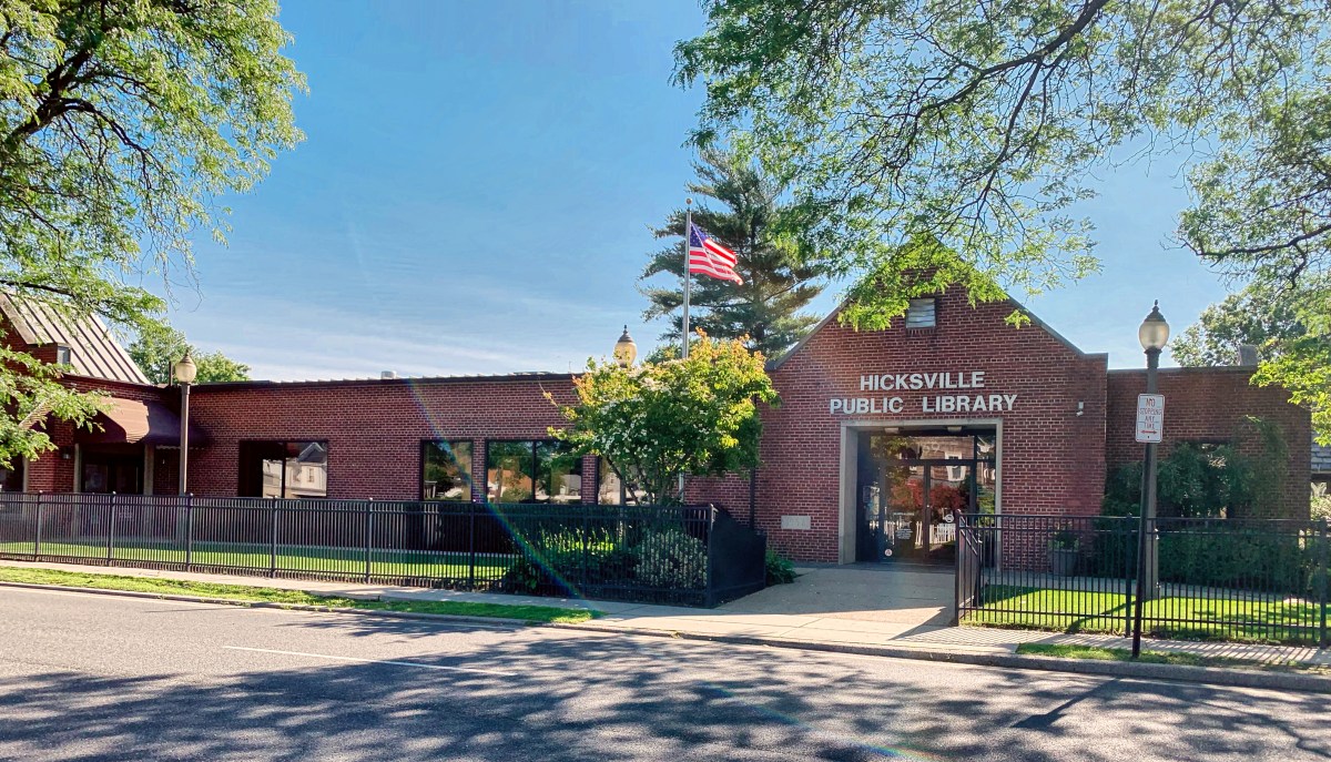 Hicksville Public Library, NY