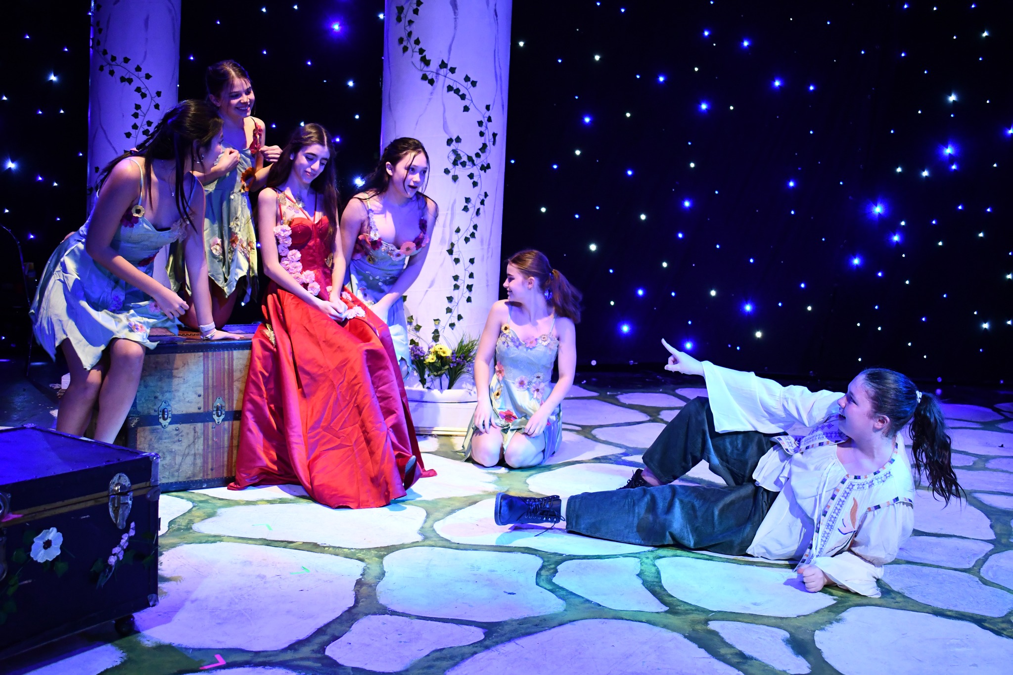 Manhasset Middle School students performing "A Midsummer Night's Dream"
