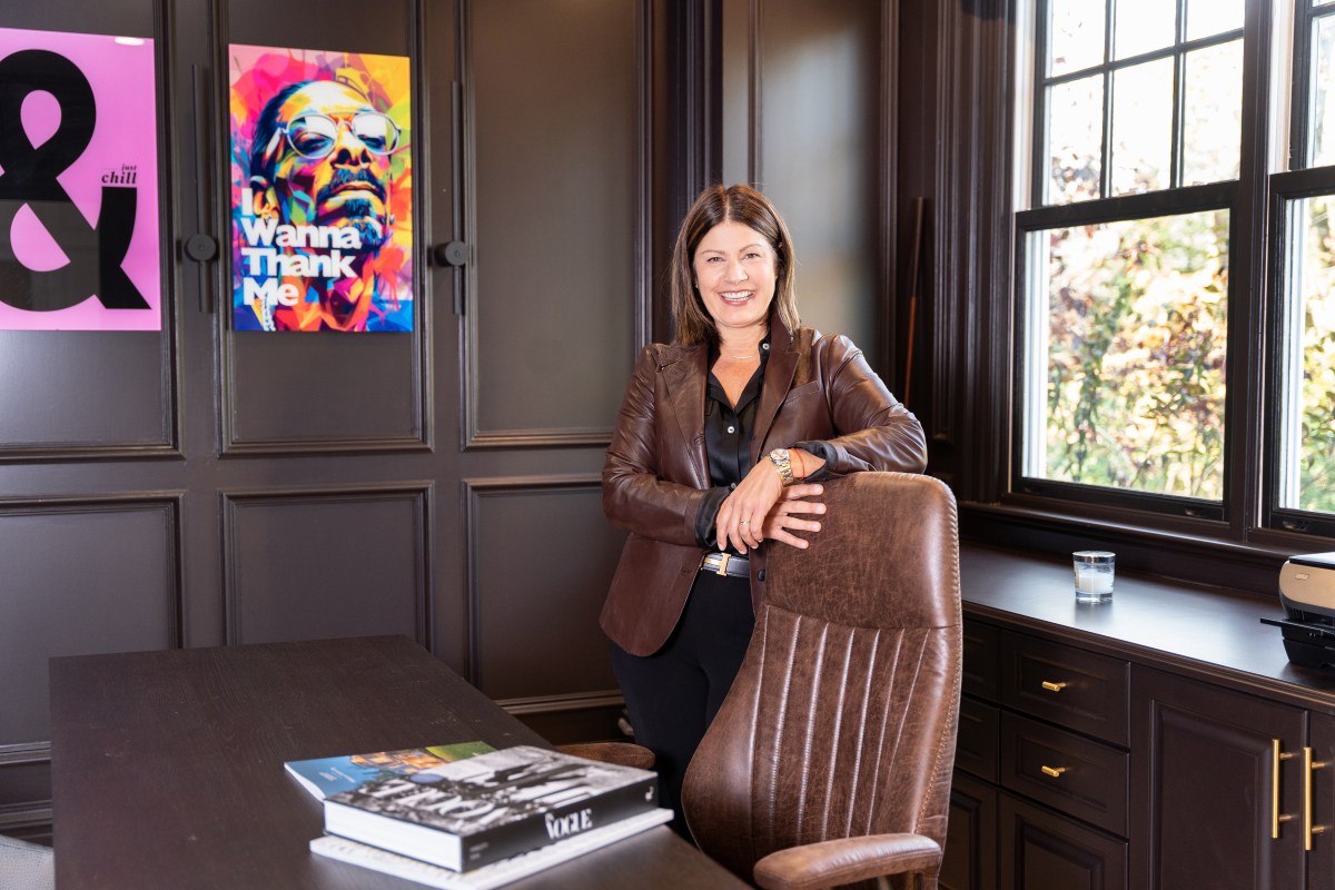 Beth Catrone, Nassau County, Associate Broker, Daniel Gale Sotheby’s International Realty