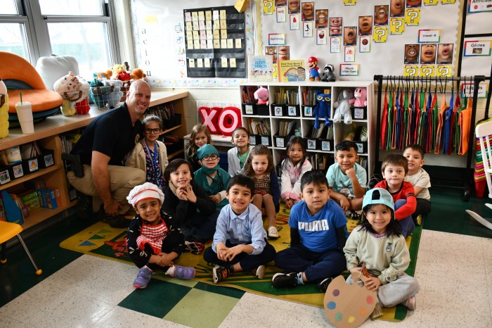 characters of carle place photo c 9a5e40