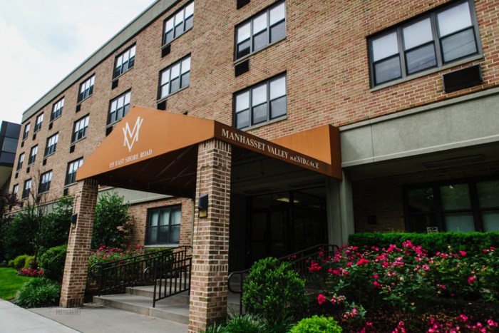 manhasset valley front