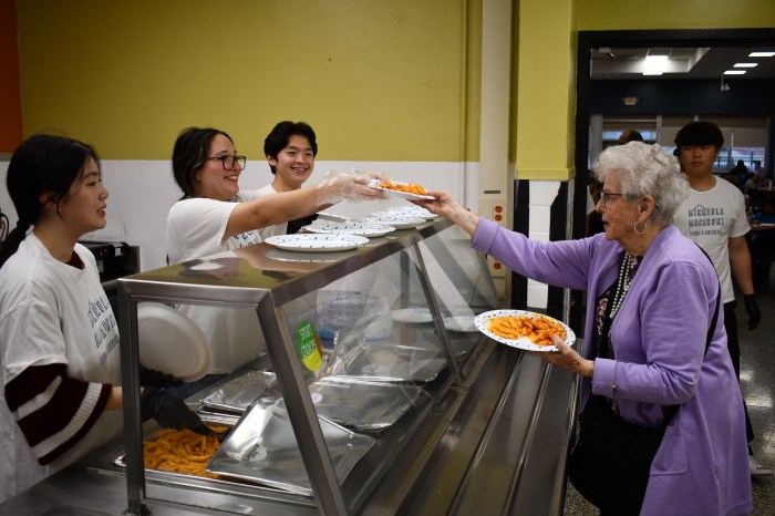 1 MINNeola Macaroni fundraiser