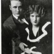 F. Scott Fitzgerald and Zelda Fitzgerald lived in Great Neck from October 1922 to May 1924. The fictional community of West Egg in The Great Gatsby is based largely on Great Neck.