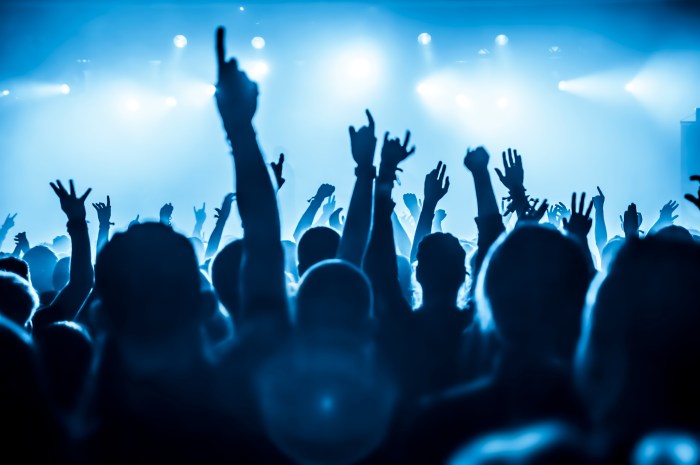 Things to do on Long Island this weekend include concerts at The Paramount, Patchogue Theatre and more.