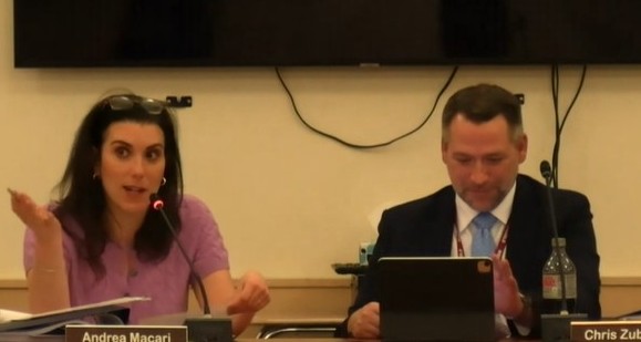 The North Shore Central School District discussed a proposed elementary literacy curriculum at Thursday's meeting.