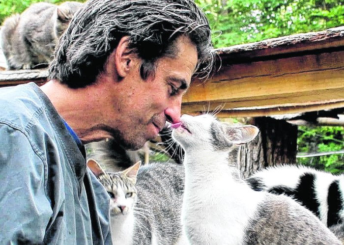 Christopher Arsenault, founder of Happy Cat Sanctuary, sacrificed his own life to save more than 200 cats from a fire.