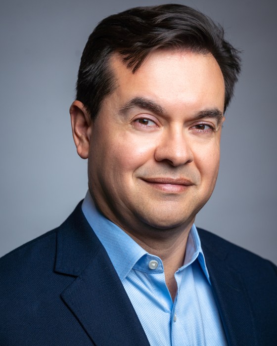 New 1-800-Flowers.com CEO Adolfo Villagomez