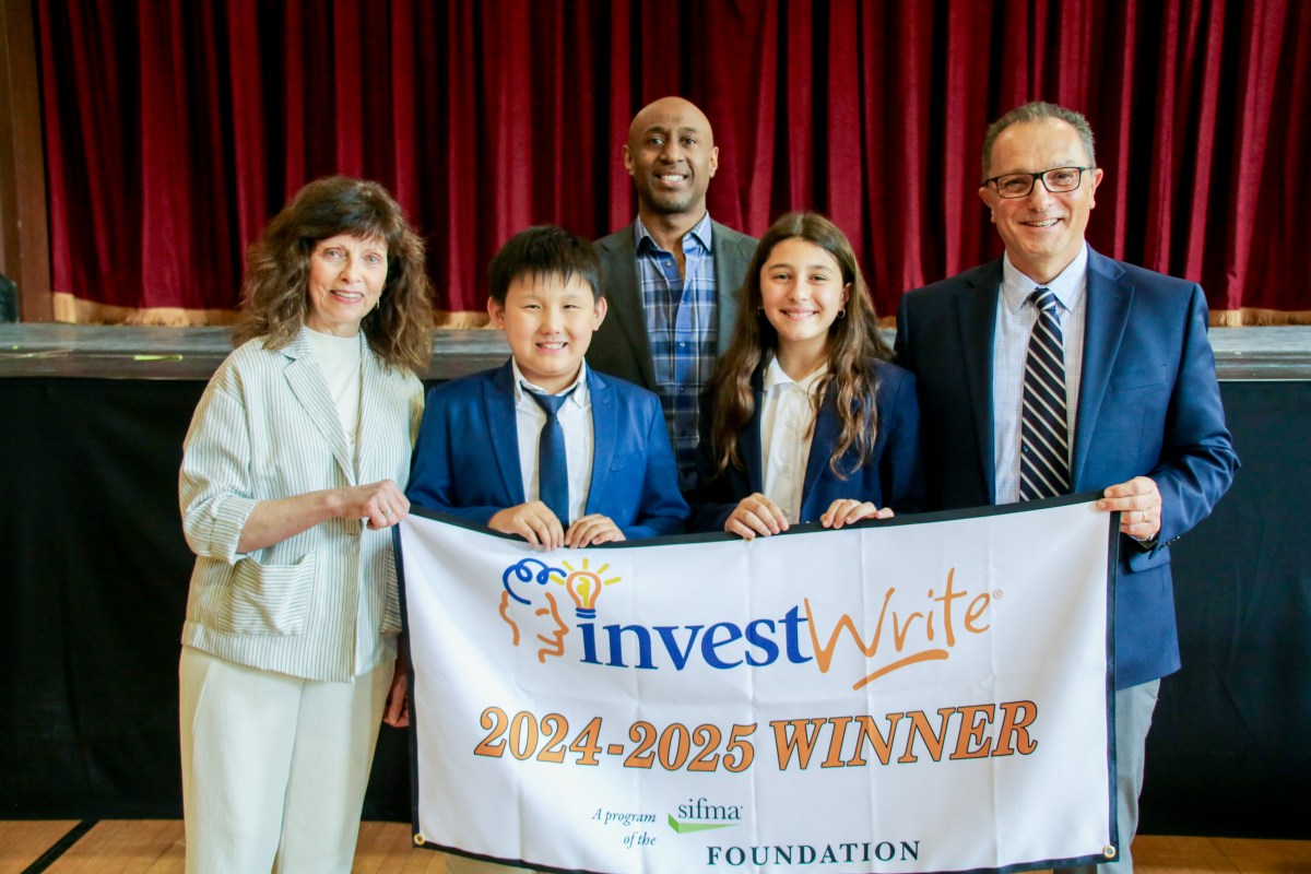 BCDS InvestWrite Winners