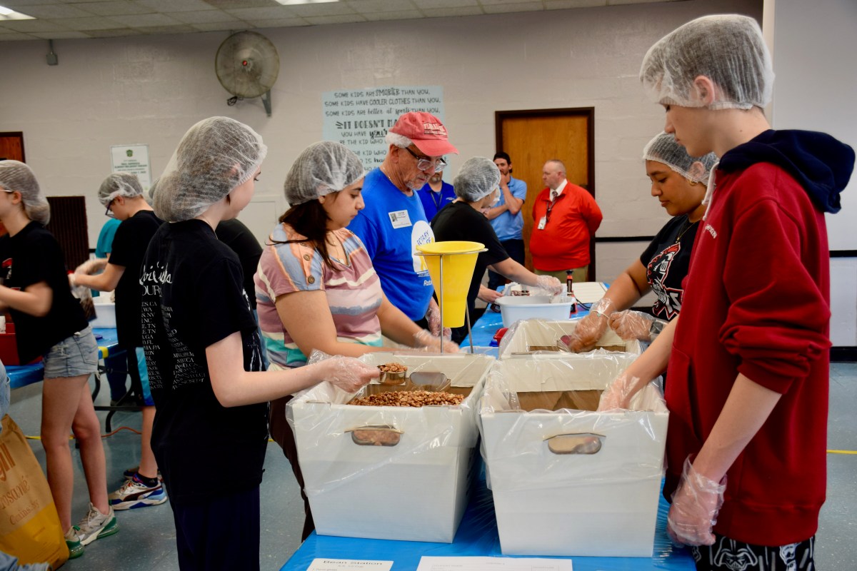 FPM Meal Packing 4
