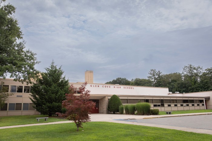 Glen Cove High School