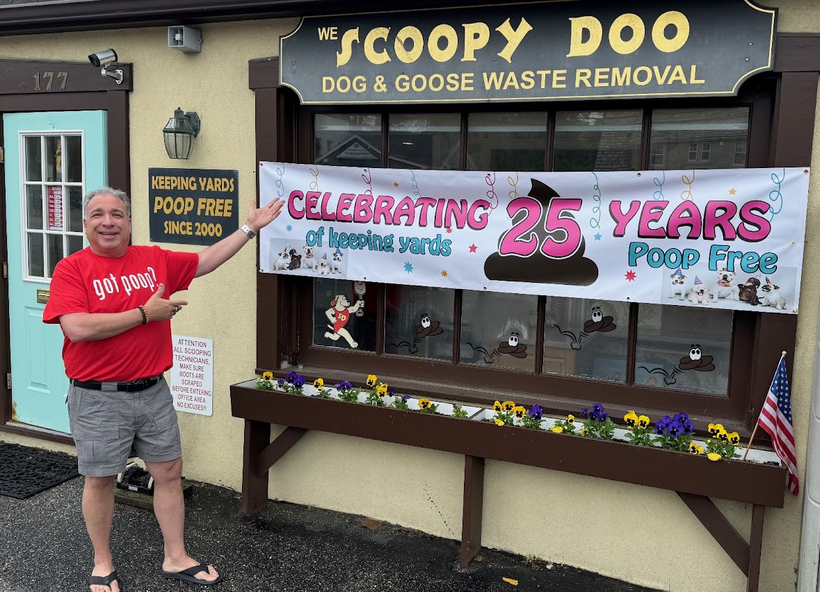 Jim Coniglione celebrates Scoopy Doo's 25th anniversary