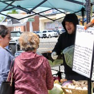 The Syosset Farmers Market kicked off its second season with a Mother's Day event.