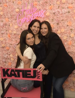 Roslyn mom, Shari Fine, is the founder of tween fashion empire, KatieJNYC.