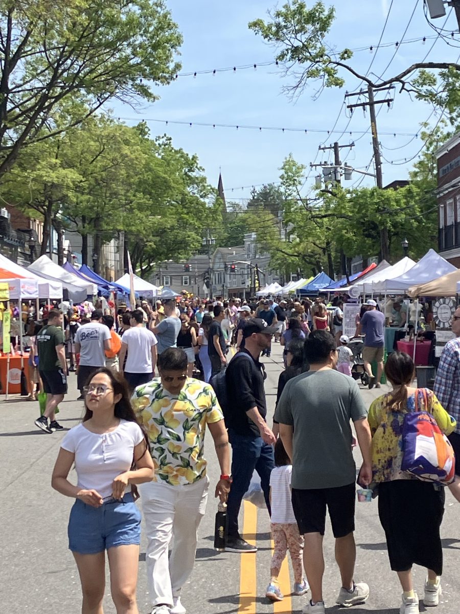 Oyster Bay crowds
