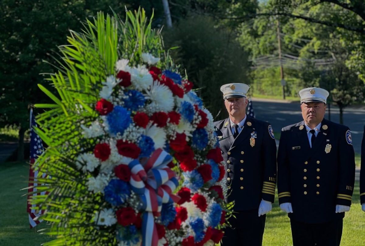 Manhasset-Lakeville firefighters honored the lives of fallen soldiers at a Memorial Day service.