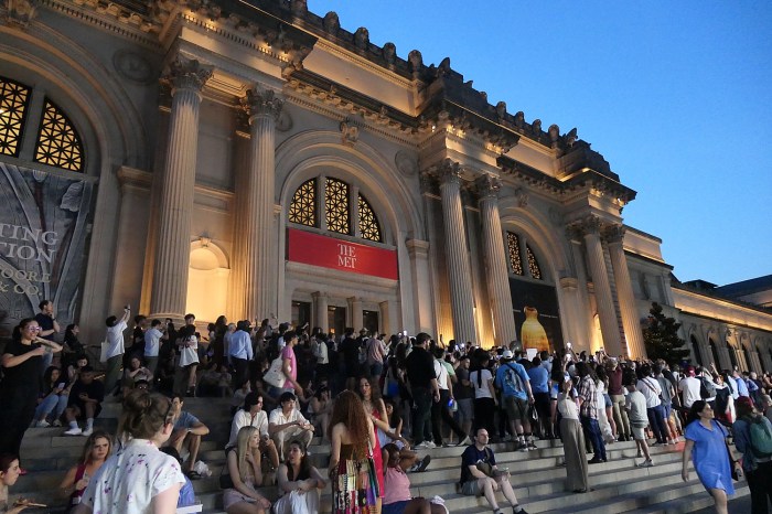 The Metropolitan Museum of Art is a centerpiece for the annual Museum Mile Festival © Karen Rubin/goingplacesfarandnear.com