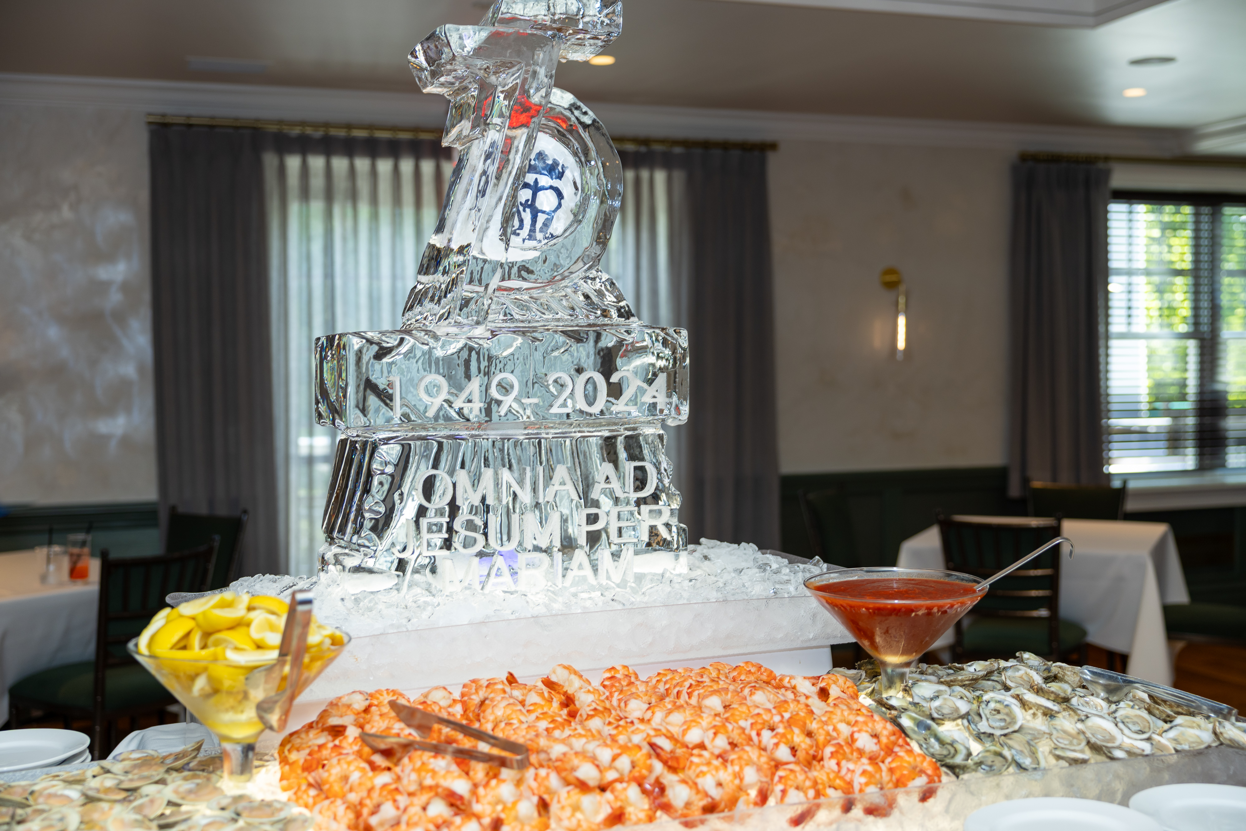 St. Mary's celebrated its 75th anniversary at the Plandome Country Club.