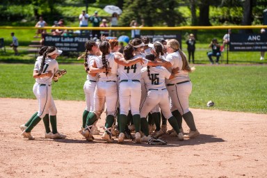 Farmingdale's softball team won the 2025 Skyline Championship for the first time in three years