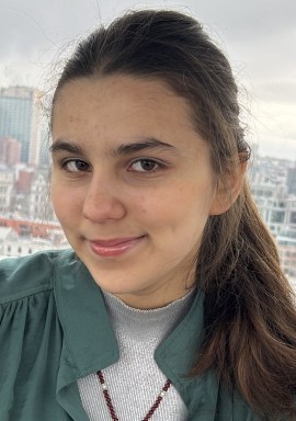 Roslyn 10th grader, Anna Recicka, won second place in the Northwestern Undergraduate Law Journal’s annual high school essay contest.