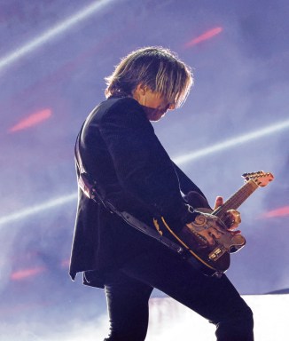 Things to do on Long Island this weekend include a concert from country music star Keith Urban.