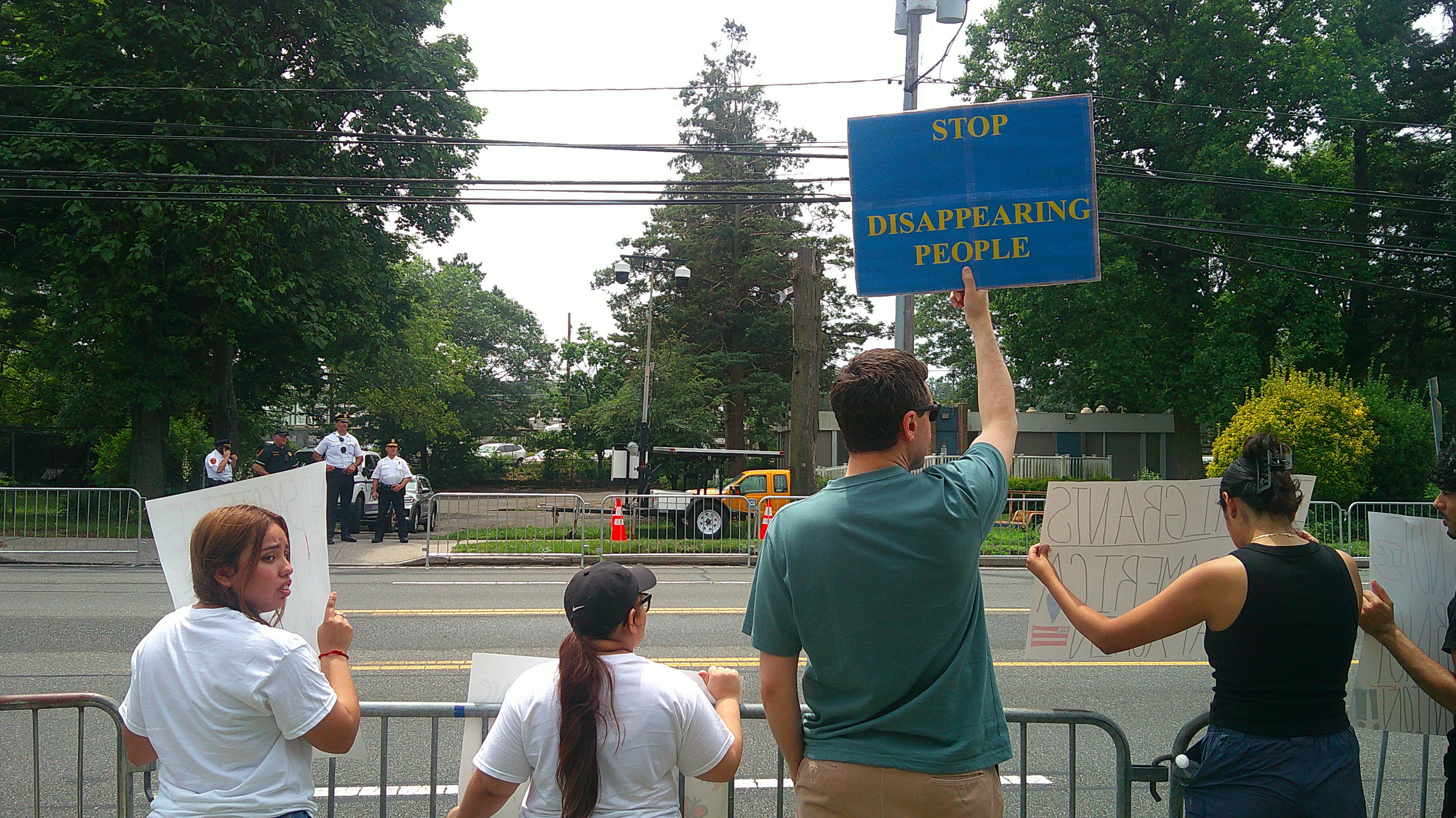 Brentwood 'Keep Our Families Together' rally 2025, protest against ICE