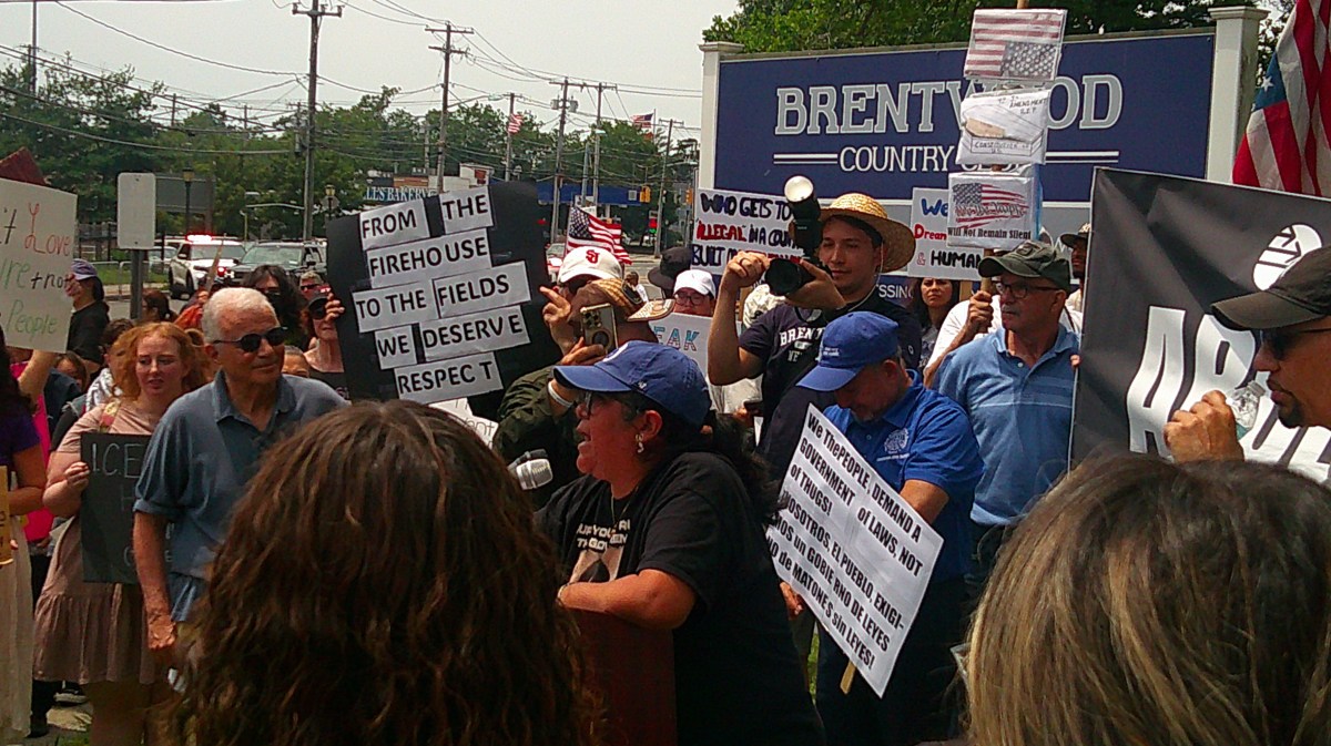 Brentwood 'Keep Our Families Together' rally 2025, protest against ICE