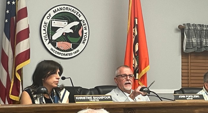 Manorhaven Board of Trustees approved the site plans for 30 Sagamore Hill Drive, against residents wishes.