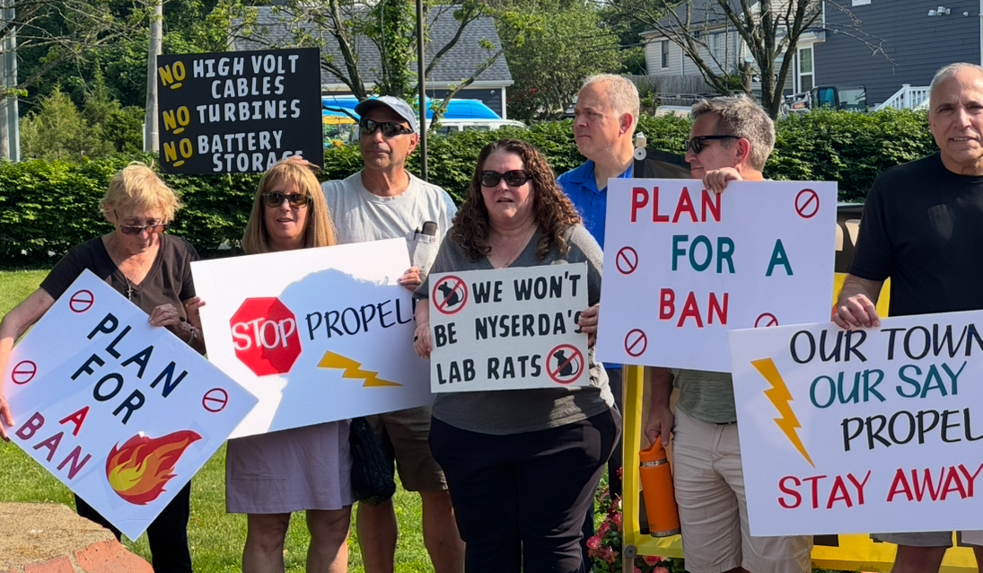 Glen Head, Glenwood Landing and Glen Cove residents call for local control while rallying against battery energy storage systems.
