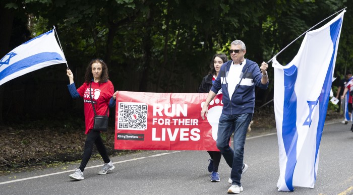 The Roslyn community gathered to honor the lives lost and those held hostage on Oct. 7.