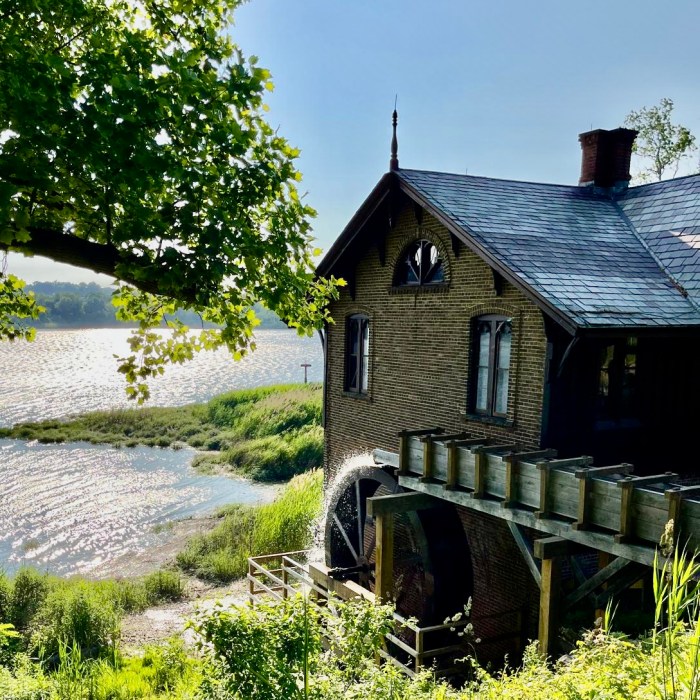 MILL WATERWHEEL