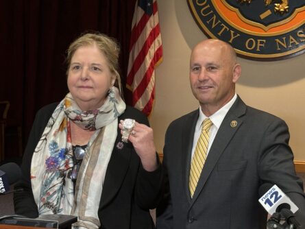 Nassau District Attorney Anne Donnelly (L.) and Nassau Police Commissioner Patrick Ryder announced a Dix Hills man allegedly conspired to have a hitman kidnap and murder a former business associate.