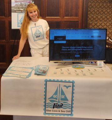 Lora Cusumano launched her grassroots Glen Cove and Sea Cliff tourism website, visitglencoveandseacliff.com, at a local business networking mixer.