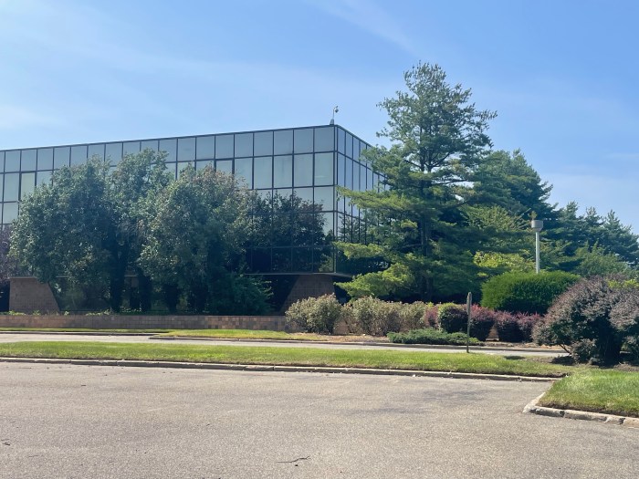 Northwell Health recently purchased a Jericho office building to establish a new health care facility.