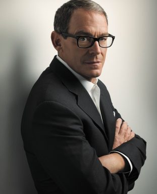 Bestselling thriller author, Daniel Silva, will appear at the Sid Jacobson JCC to discuss his latest book.