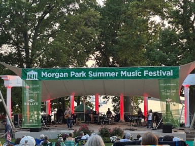 Chicago tribute band, 'Beginnings,' takes the stage at the Morgan Park Summer Music Festival in Glen Cove.