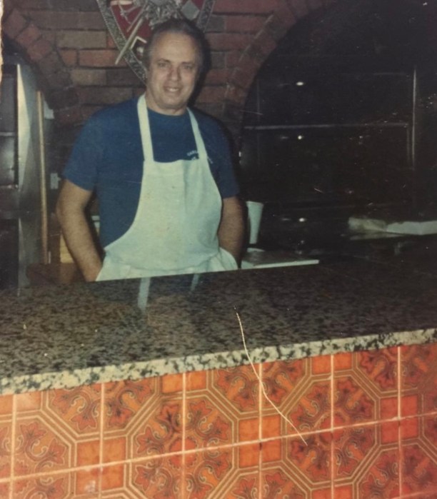 Carlo's Pizzera