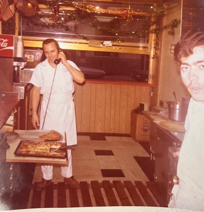 Carlo's Pizzera